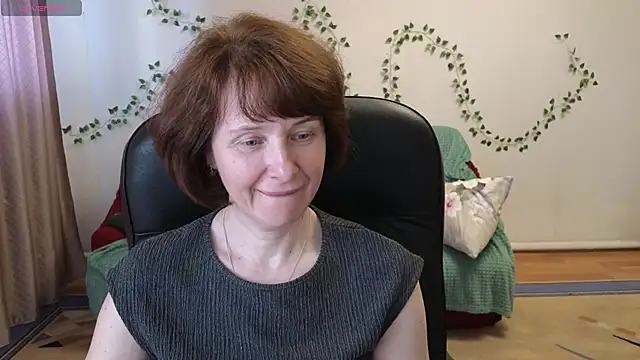 Snapshot of Lia_Tito chatting on 05-04-26, 01:25 Lia Tito online show from 05-04-26, 01:25