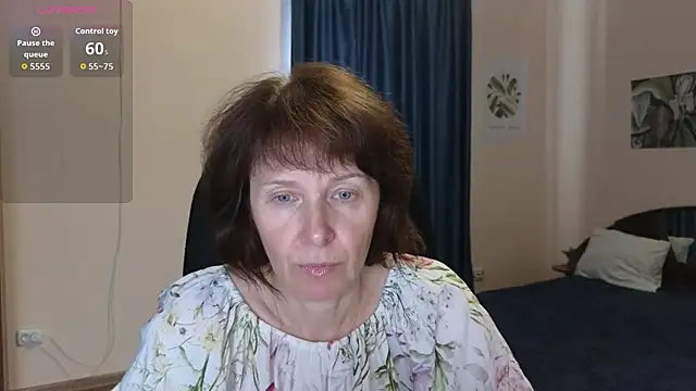 Snapshot of Lia_Tito chatting on 10-16-25, 05:38 Lia Tito online show from 10-16-25, 05:38