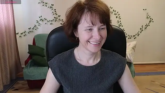 Snapshot of Lia_Tito chatting on 04-28-26, 01:15 Lia Tito online show from 04-28-26, 01:15