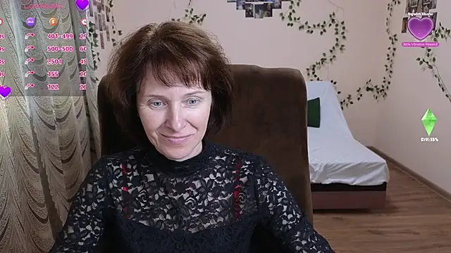 Snapshot of Lia_Tito chatting on 09-30-25, 01:39 Lia Tito online show from 09-30-25, 01:39