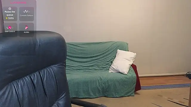 Lia Tito online show from 01-15-26, 06:06