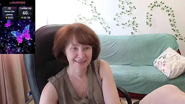 Snapshot of Lia_Tito chatting on 07-16-26, 05:59 Lia Tito online show from 07-16-26, 05:59