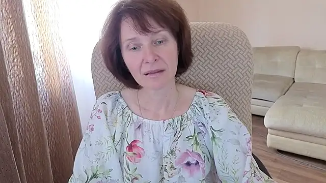 Snapshot of Lia_Tito chatting on 09-16-25, 12:28 Lia Tito online show from 09-16-25, 12:28