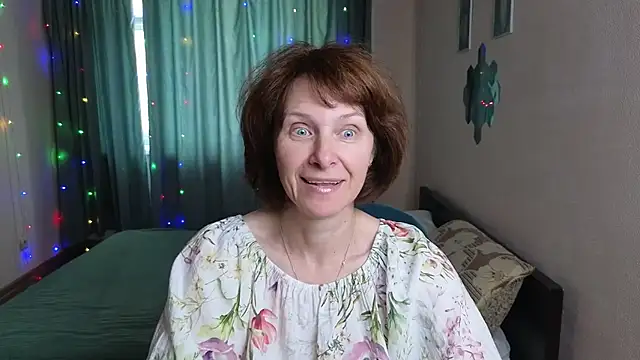 Snapshot of Lia_Tito chatting on 09-11-25, 12:38 Lia Tito online show from 09-11-25, 12:38