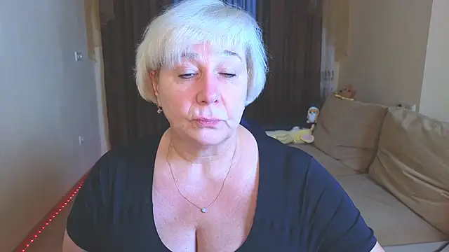 Milana Milky online show from 11-11-25, 05:02