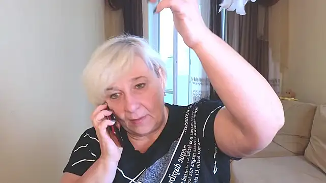 Snapshot of Milana_Milky chatting on 10-16-25, 05:16 Milana Milky online show from 10-16-25, 05:16