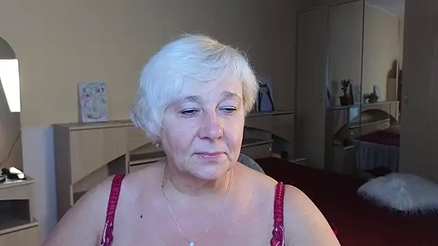 Snapshot of Milana_Milky chatting on 09-16-25, 05:08 Milana Milky online show from 09-16-25, 05:08