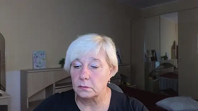 Snapshot of Milana_Milky chatting on 09-11-25, 05:07 Milana Milky online show from 09-11-25, 05:07