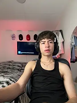 Tonerii online show from 10-19-25, 03:20