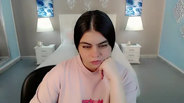 maddissonivanova online show from 12-18-25, 07:18