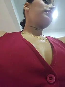 Lorena Mcfly online show from 04-28-26, 11:25