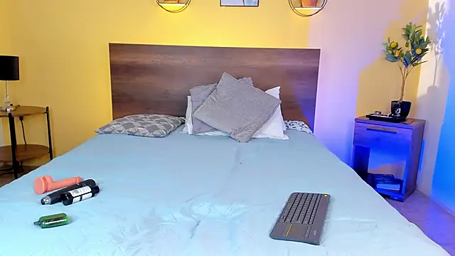 CamilleGrace online show from 09-13-25, 12:16