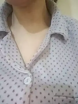 Miss-Lynda online show from 02-17-26, 04:15