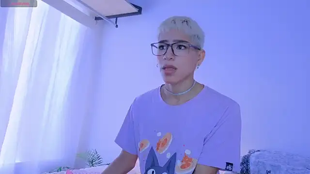 taichi bluy online show from 09-18-25, 08:01
