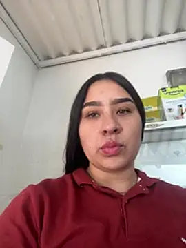 Snapshot of BELLAALEJA chatting on 06-23-26, 08:29 BELLAALEJA online show from 06-23-26, 08:29