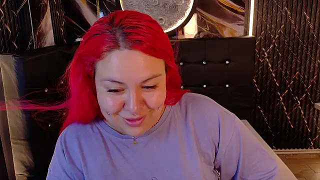 Snapshot of Witch_Scarlet chatting on 04-01-26, 12:46 Witch Scarlet online show from 04-01-26, 12:46