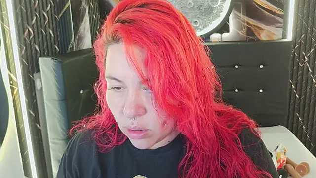 Snapshot of Witch_Scarlet chatting on 04-16-26, 02:01 Witch Scarlet online show from 04-16-26, 02:01