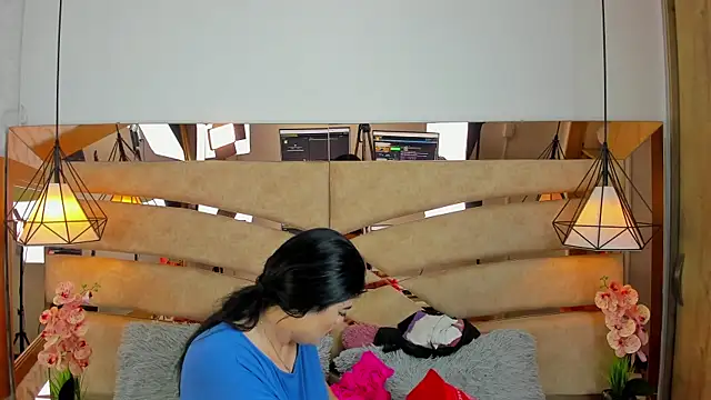 pamemiller1 online show from 04-08-26, 11:01