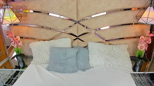 pamemiller1 online show from 09-20-25, 03:11