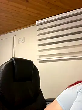 Karen18 boobs online show from 09-17-25, 03:08