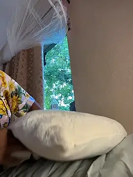 iriebusty online show from 06-19-26, 10:25
