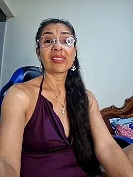 Natasha 50 online show from 04-28-26, 02:27