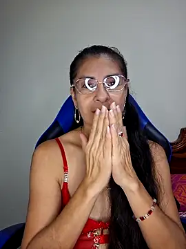 Natasha 50 online show from 02-15-26, 01:06