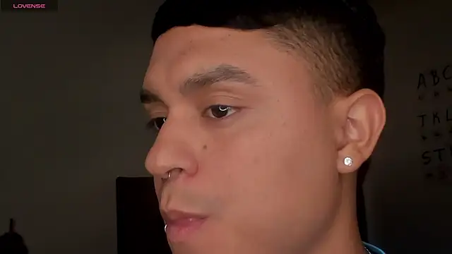 Snapshot of ANGELOGAO chatting on 12-15-25, 10:48 ANGELOGAO online show from 12-15-25, 10:48