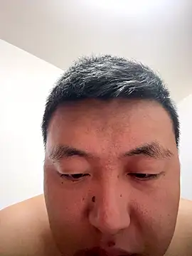 Snapshot of peijiangzhao chatting on 01-13-26, 01:48 peijiangzhao online show from 01-13-26, 01:48