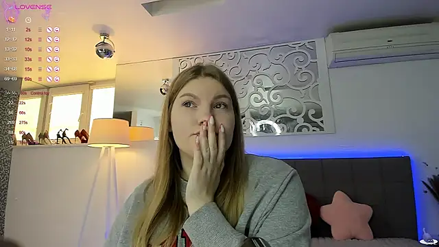 AshleyJoness online show from 10-22-25, 04:56