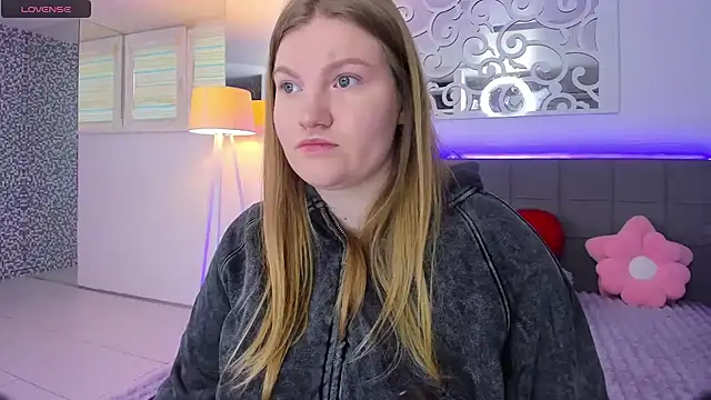 AshleyJoness online show from 02-26-26, 06:13