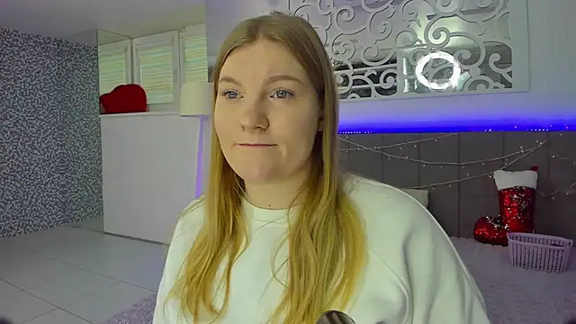 AshleyJoness online show from 12-16-25, 06:17