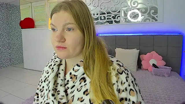 AshleyJoness online show from 01-07-26, 06:07