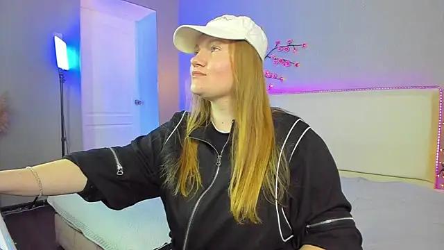 AshleyJoness online show from 05-29-26, 05:13
