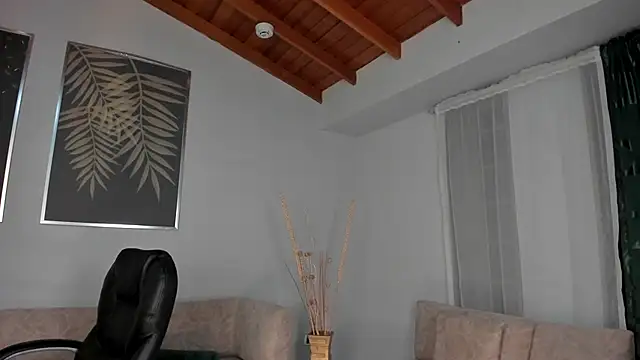 LiamCarterX online show from 10-17-25, 04:27