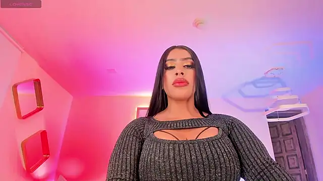 LeahLombardi  online show from 04-10-26, 04:30