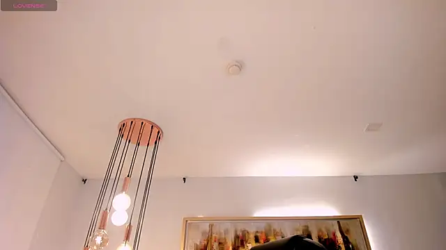 LeahLombardi  online show from 11-01-25, 07:30