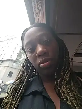 Snapshot of ebony-aston_eilin chatting on 01-13-26, 10:03 ebony-aston eilin online show from 01-13-26, 10:03