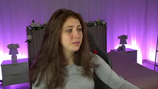 Mary Miiller online show from 10-26-25, 06:25