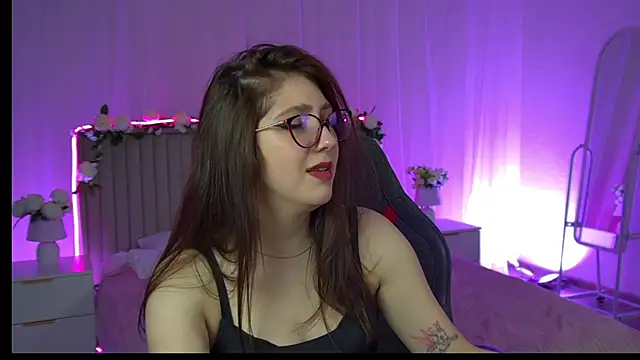 Mary Miiller online show from 12-03-25, 12:37