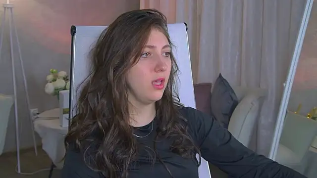 Mary Miiller online show from 02-10-26, 09:19