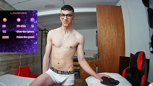 angelicious  online show from 11-02-25, 01:16