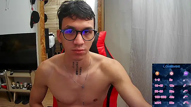 angelicious  online show from 03-08-26, 01:25