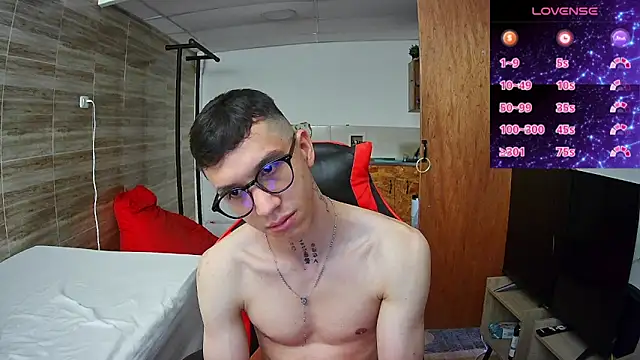 angelicious  online show from 10-31-25, 12:35