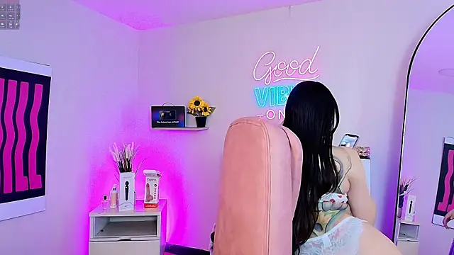 Alice Vixen online show from 05-22-26, 12:14
