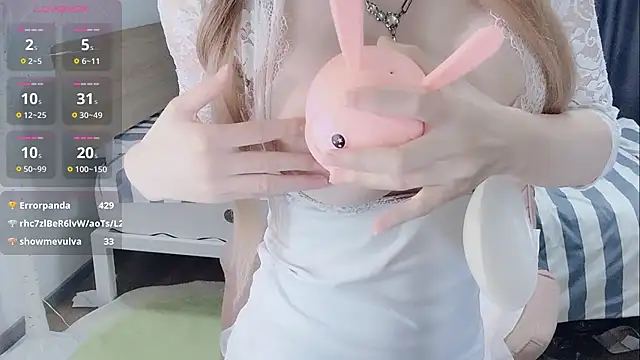 Snapshot of yinyinzi5 chatting on 10-04-25, 09:05 yinyinzi5 online show from 10-04-25, 09:05