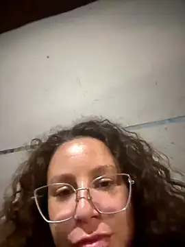 JhenneRouge online show from 01-11-26, 10:27