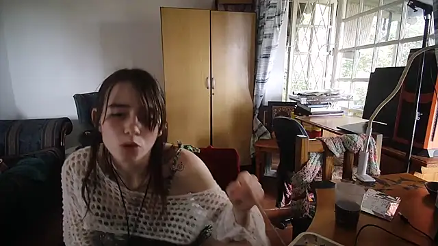 the holy t online show from 12-21-25, 10:17