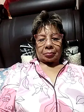 Snapshot of OliviaMorris1 chatting on 06-29-26, 12:38 OliviaMorris1 online show from 06-29-26, 12:38