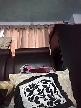 OliviaMorris1 online show from 04-10-26, 11:06